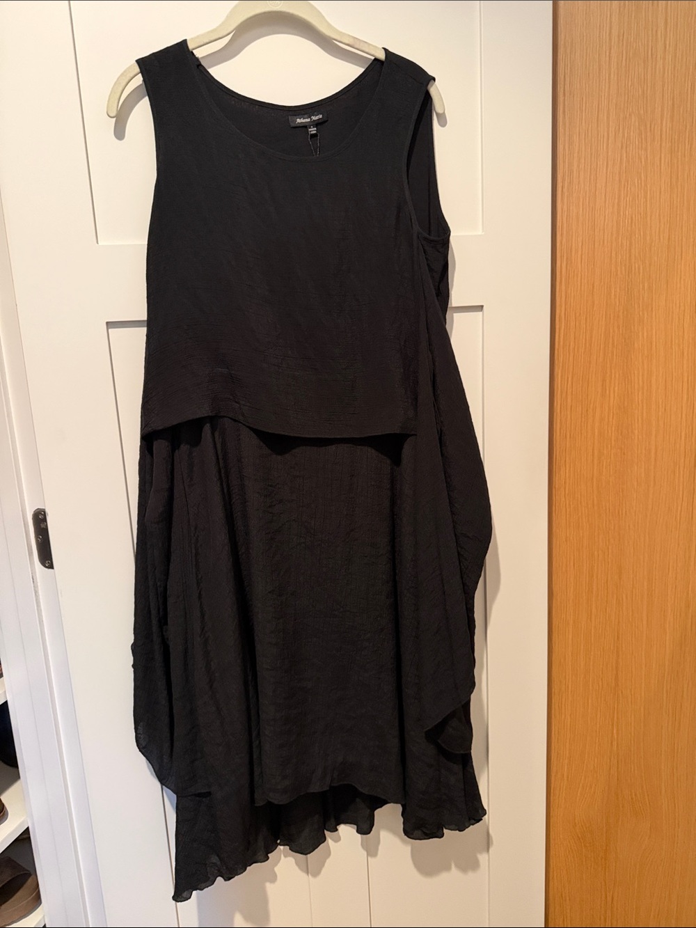 Athena Marie Black Sleeveless Midi Dress - Women